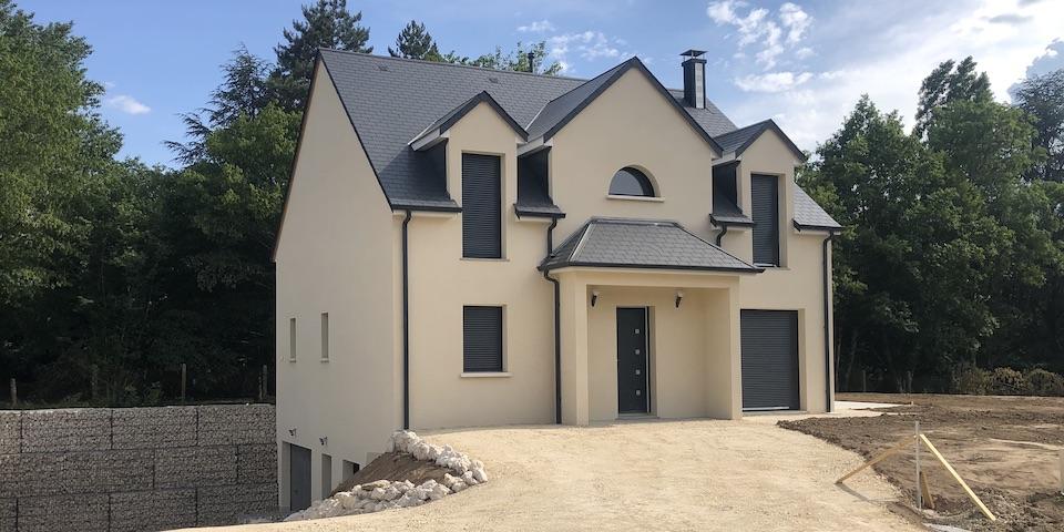 maison neuve traditionnelle